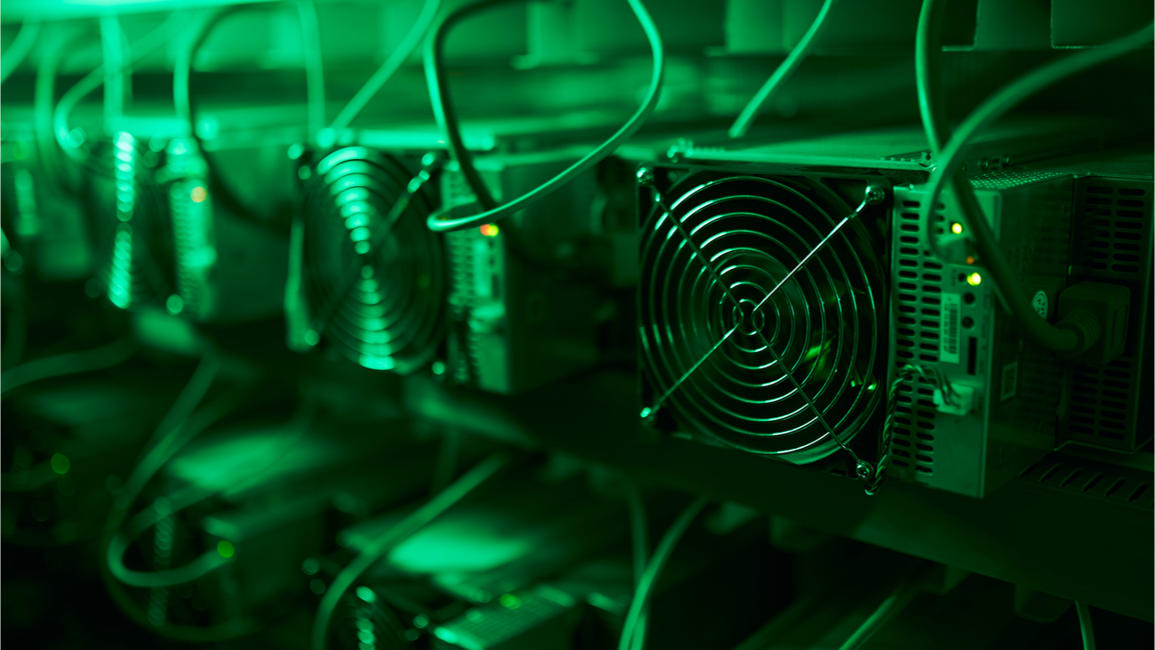 BTC's Price Rise Gives 5-Year-Old Mining Rigs New Life — Bitcoin Hashrate Jumps Close to 20% Since Last Week